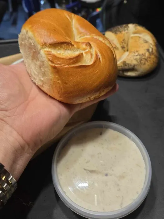 Bagels On the Hudson Picture 3