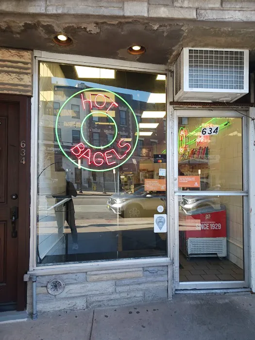 Hoboken Hot Bagels Picture 3