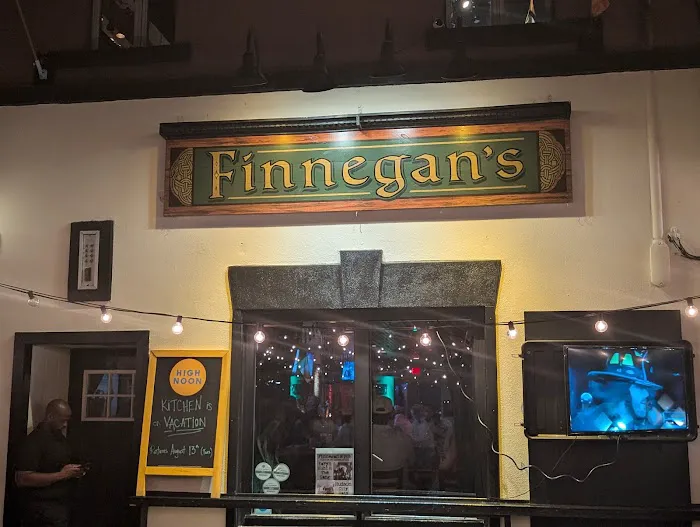 Finnegan's Pub Picture 6