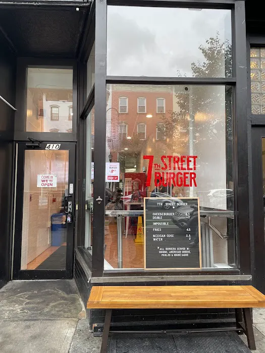 7th Street Burger Hoboken Picture 10