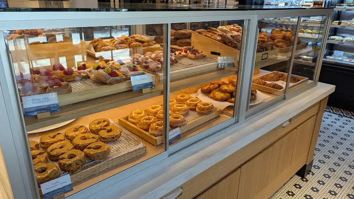 Paris Baguette Picture 7