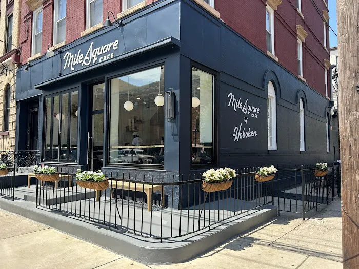 Mile Square Cafe Picture 2