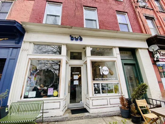 Bwè Coffee - Washington St. Picture 6