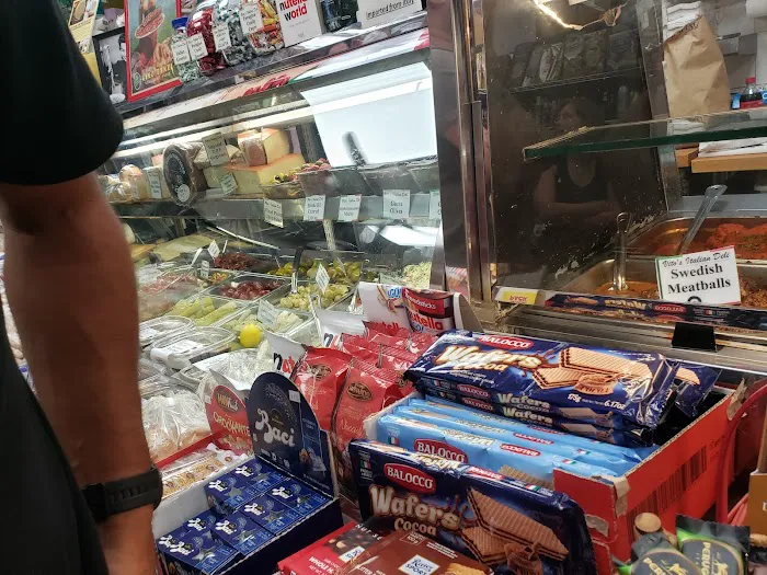 Vito's & Son Italian Deli Picture 3