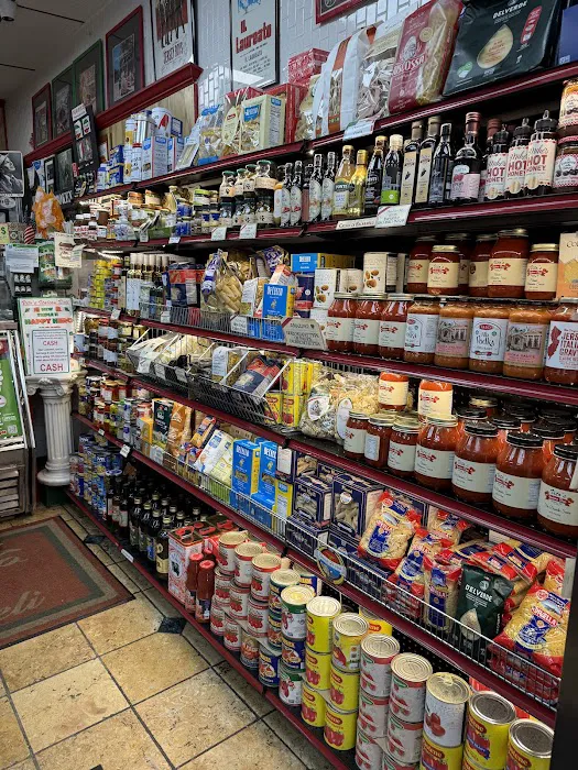 Vito's & Son Italian Deli Picture 9