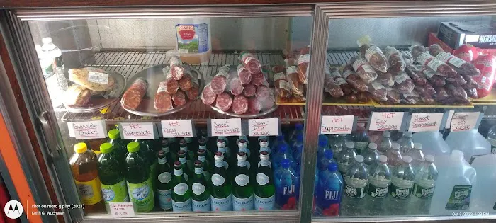 Lisa's Italian Deli & Caterer Picture 2