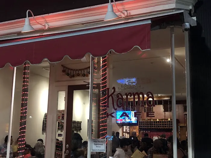Karma Kafe Picture 6