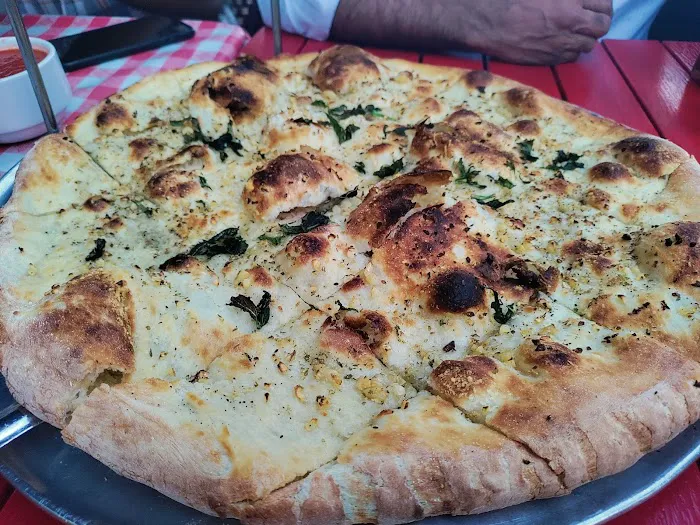 Grimaldi's Pizzeria Picture 1