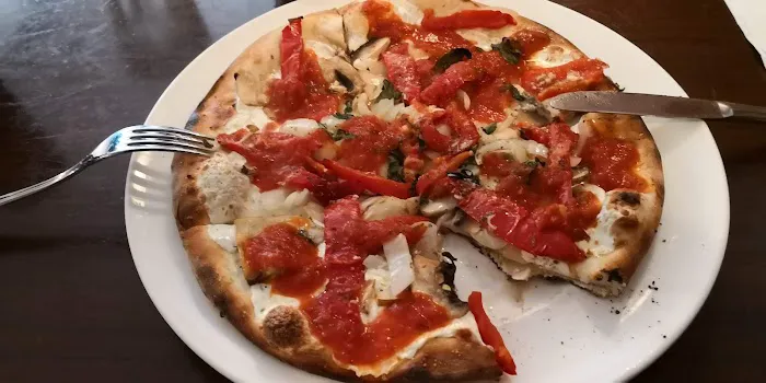 Grimaldi's Pizzeria Picture 9
