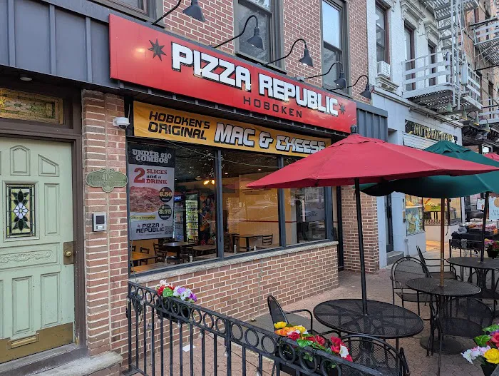 Pizza Republic Picture 3