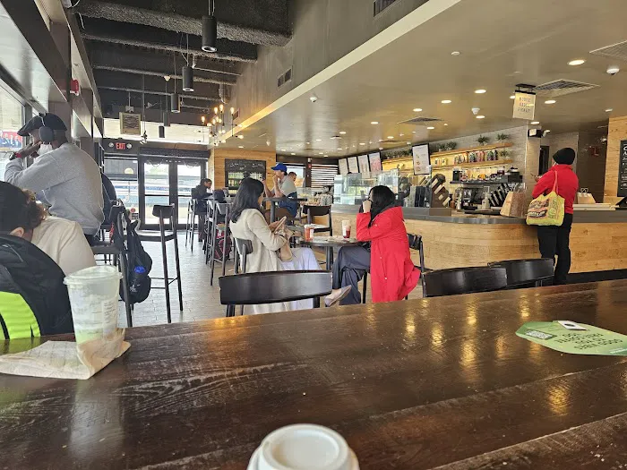 Starbucks Picture 6