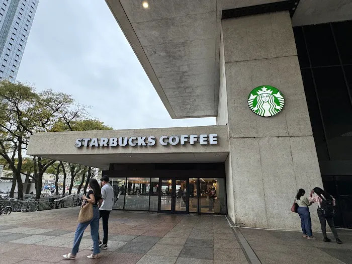 Starbucks Picture 10