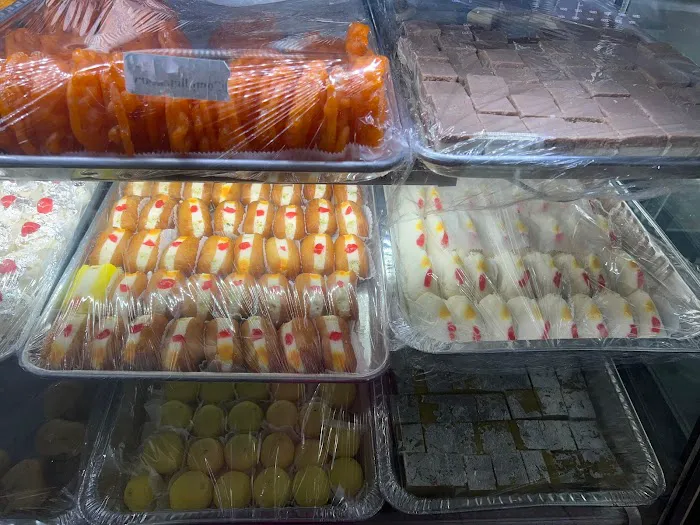 Bengali Sweets Corner (INDIAN RESTAURANT) Picture 6