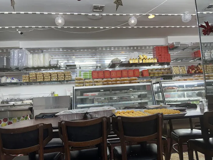 Bengali Sweets Corner (INDIAN RESTAURANT) Picture 1
