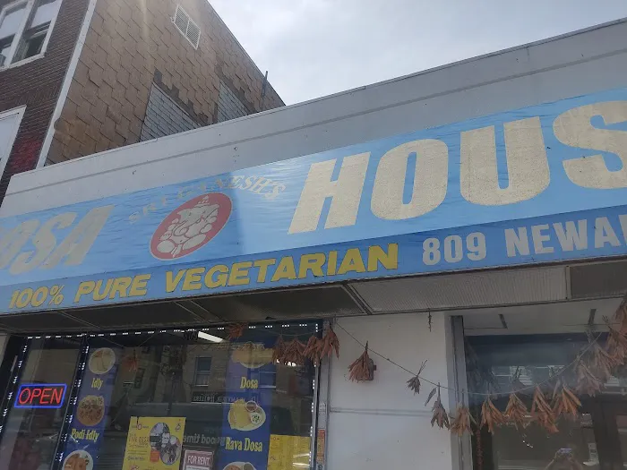 Sri Ganesh Dosa House Picture 2