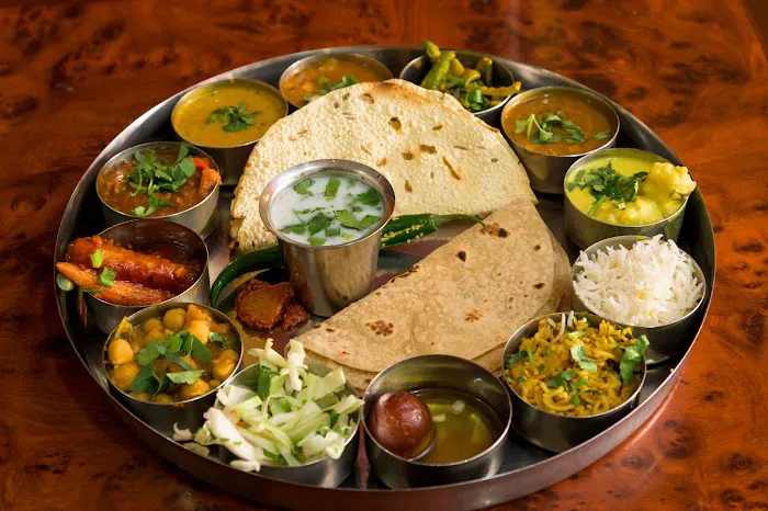 Vatan Indian Vegetarian Cuisine & Bakery, Jersey City Picture 3