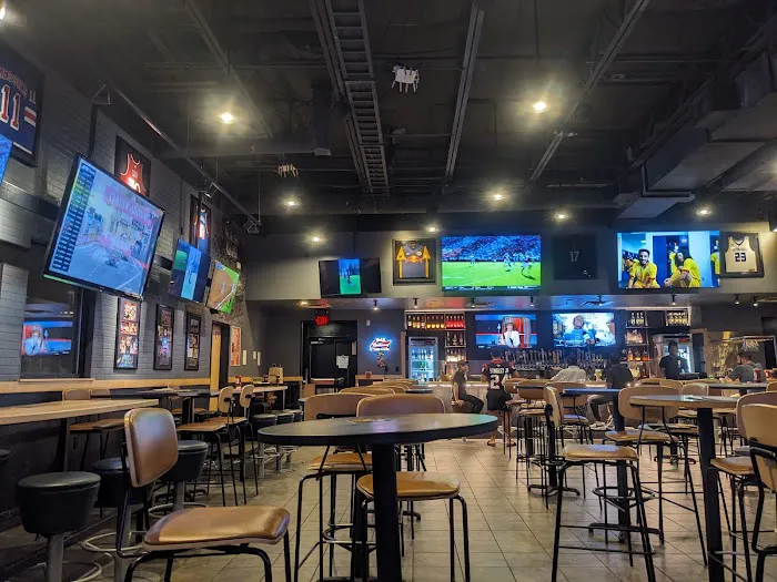 Buffalo Wild Wings Picture 6