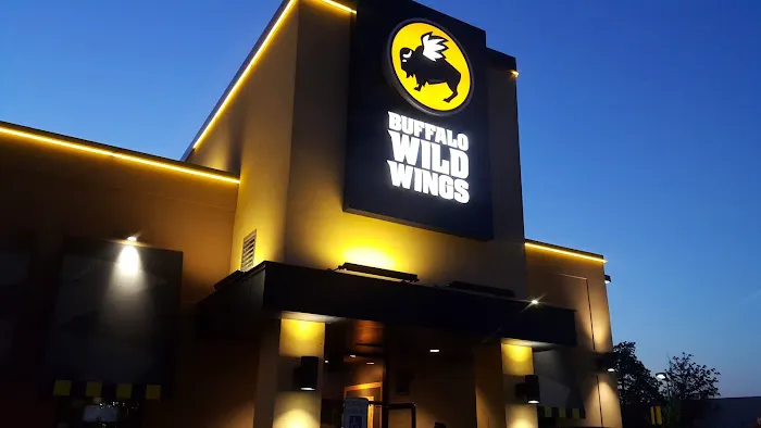Buffalo Wild Wings Picture 8