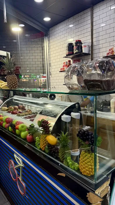 Al SHAMI SHAWARMA Picture 4