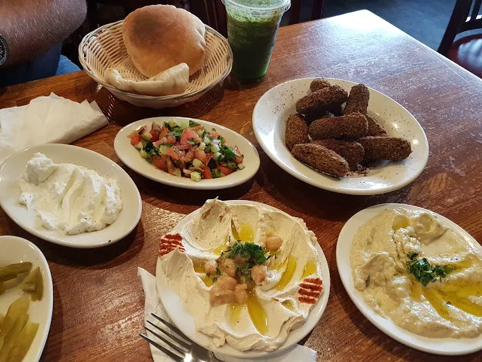 Al-Basha Take-Out Picture 10