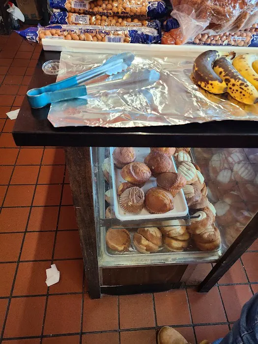 Medina Restaurant Picture 2
