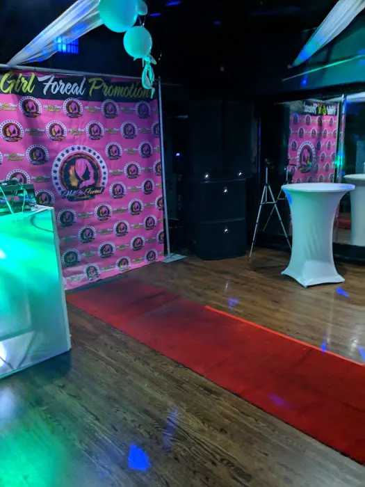 Quest Lounge Picture 1