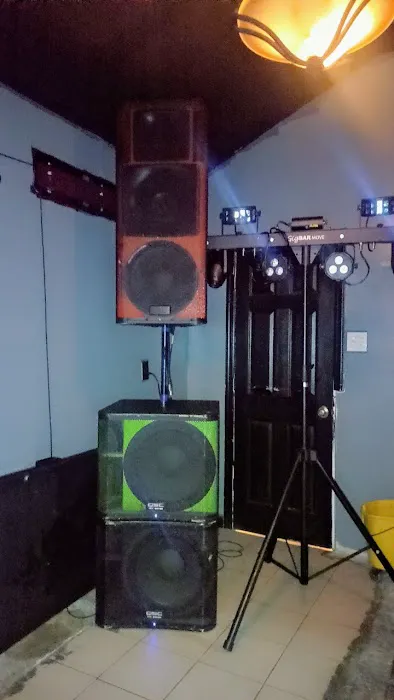 Quest Lounge Picture 4