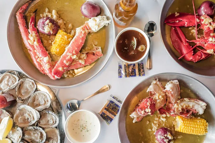 Hook & Reel Cajun Seafood & Bar Picture 10