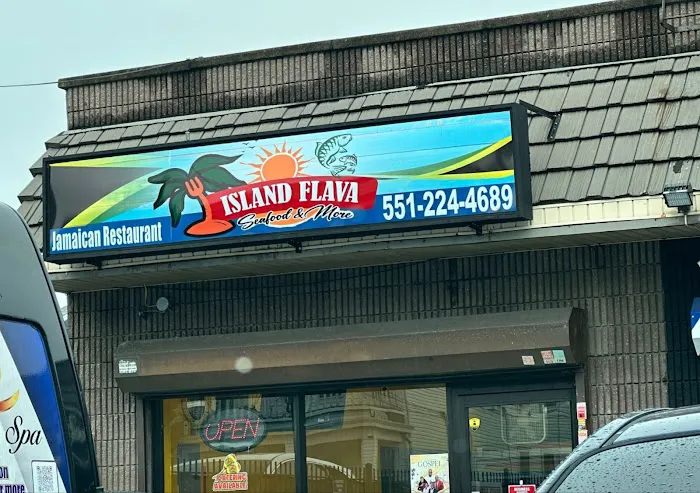 Island Flava Seafood & More Picture 6