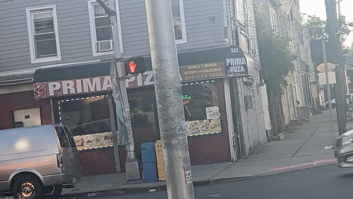 Prima Pizzeria Picture 8