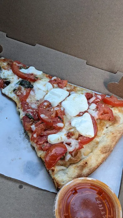 Prima Pizzeria Picture 10