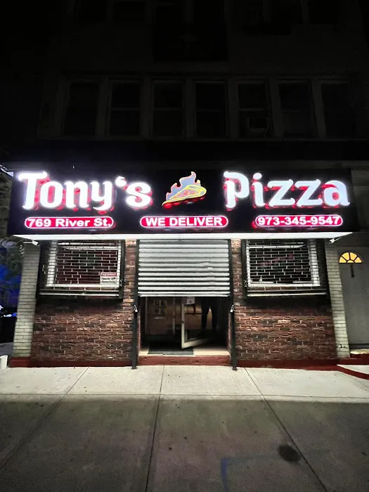 Tony's Pizza Picture 5