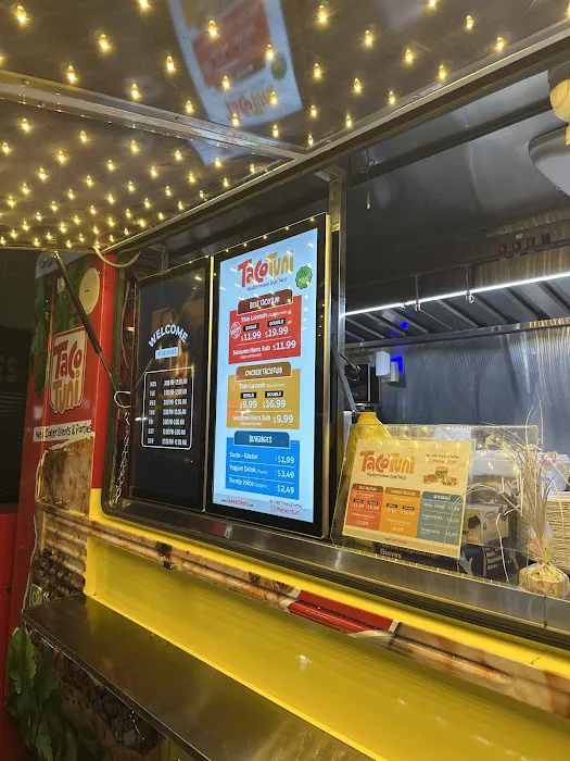 TACOTUNI – Halal Tantuni Food Truck Picture 2