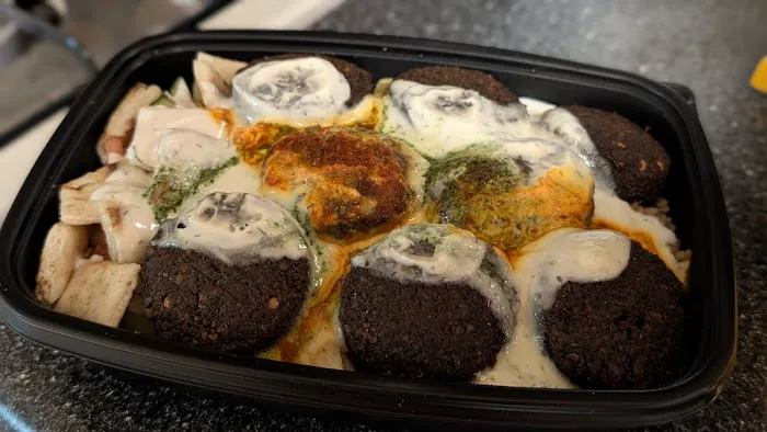 Shah's Halal Food Picture 1
