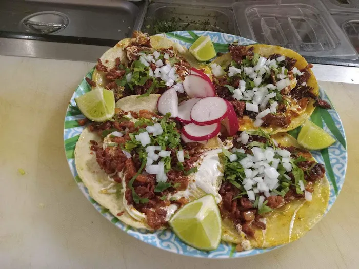 Tacos Juan's Food Truck Picture 3