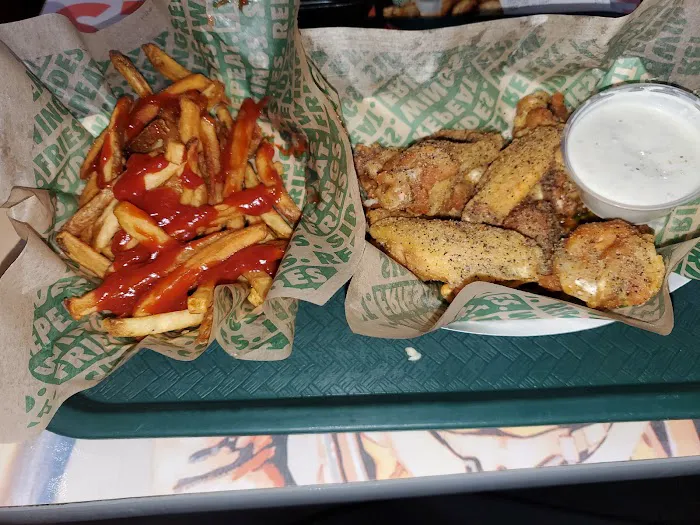 Wingstop Picture 3