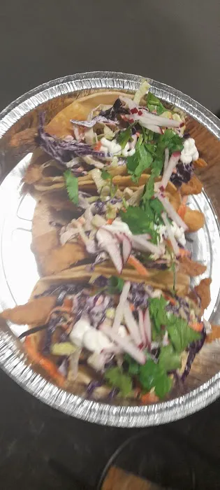 THE QUEEN TACOS Picture 3
