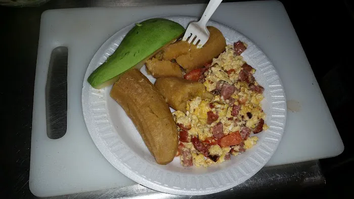 Delicias Tropical Restaurant Picture 9