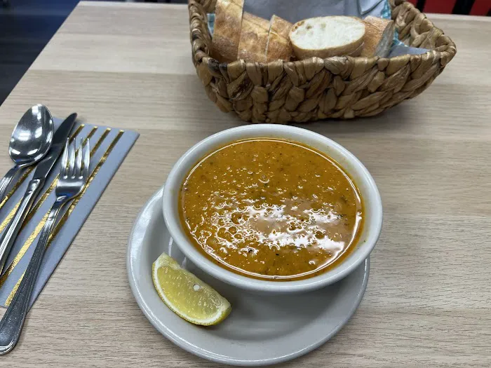 Lezzet Restaurant Picture 3
