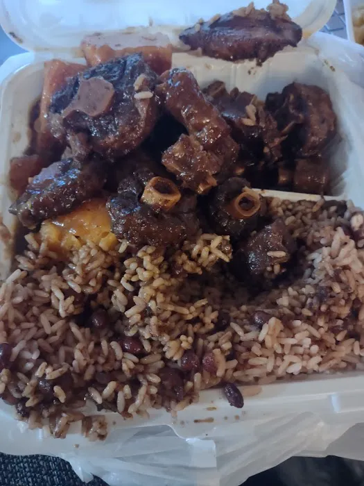 Jammin Jamaican Kitchen Picture 5