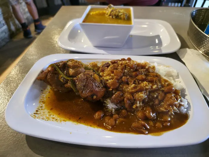 Chico's Pizzeria and Restaurant(Dominican Food) Picture 7