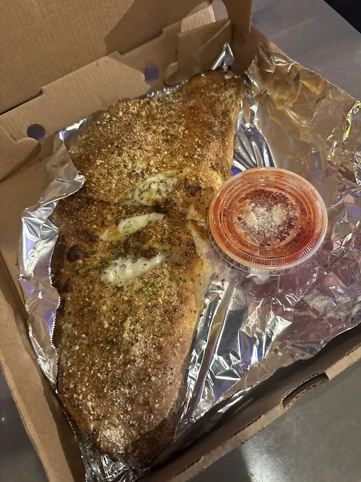 Chico's Pizzeria and Restaurant(Dominican Food) Picture 10