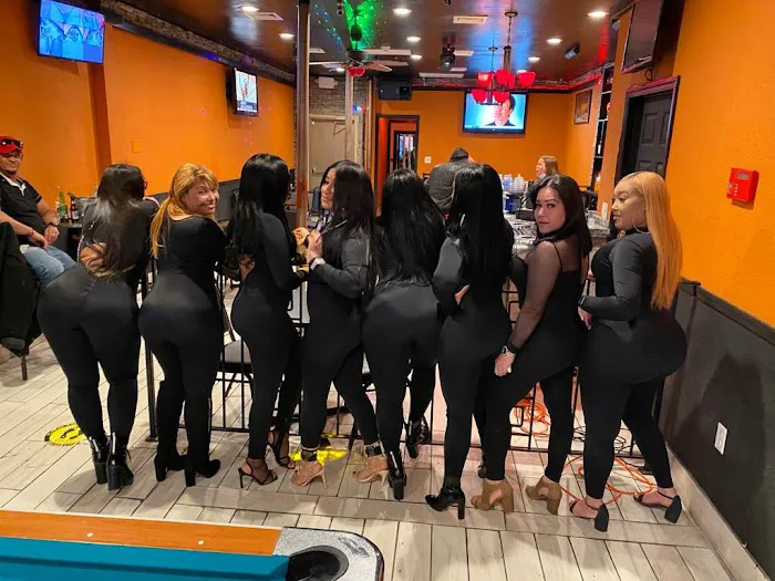 Latin Bar Picture 5