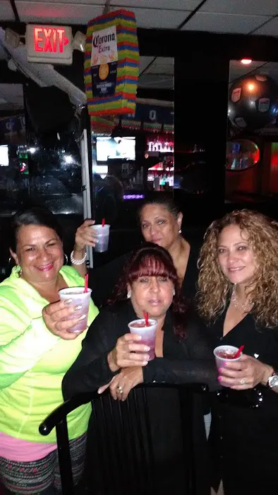 Carlito's Bar Picture 2