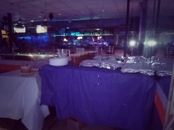 Diana's Bar Picture 4