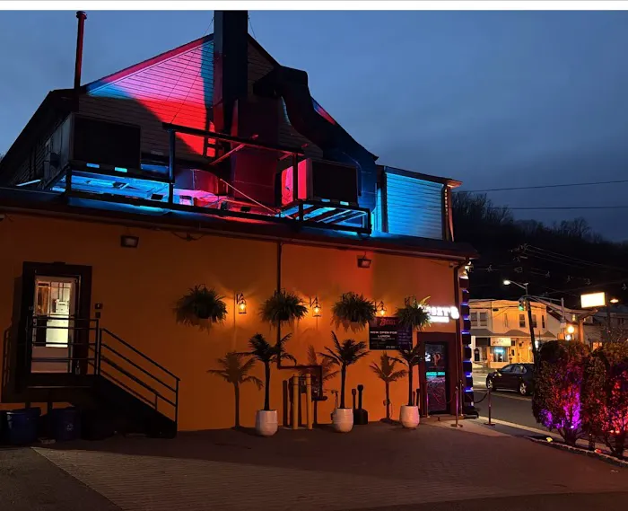 Bogey's sport bar Picture 8