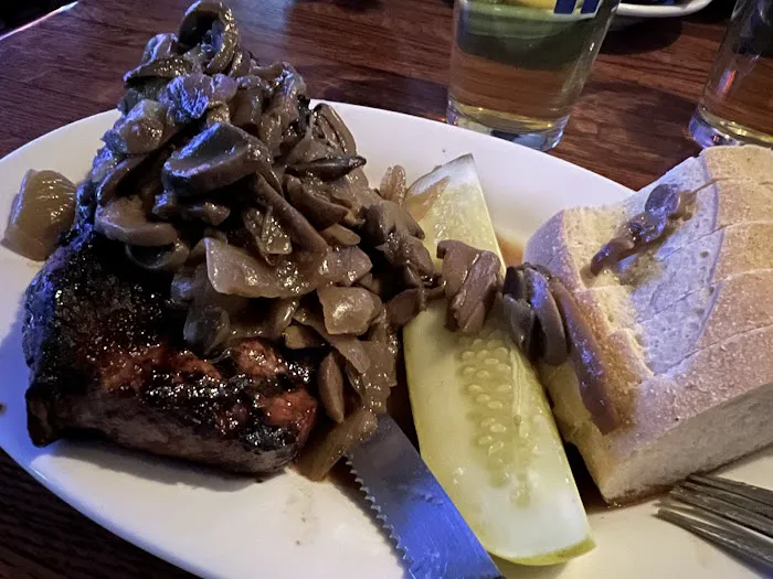 Sportsman’s Tavern Picture 2