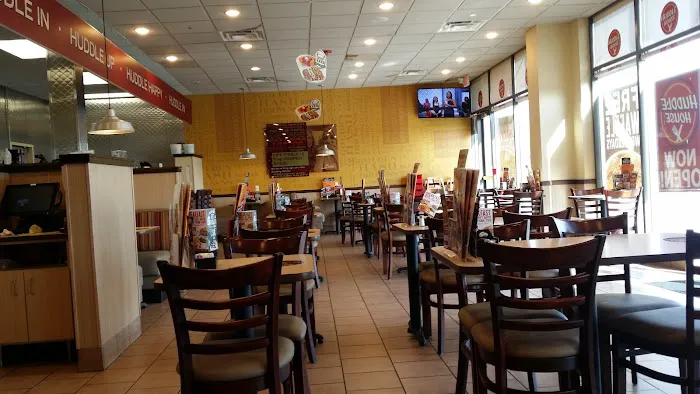 Huddle House Picture 8