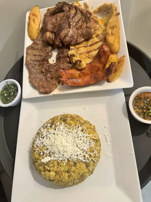 Delicias Ecuatorianas Restaurant Picture 6