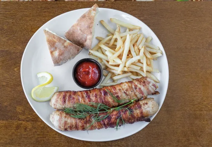 Balkan Cafe & Grill Picture 9